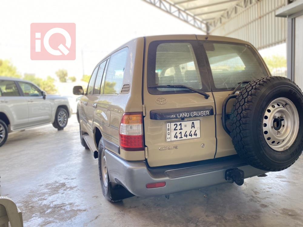 تويوتا لاندكروزر